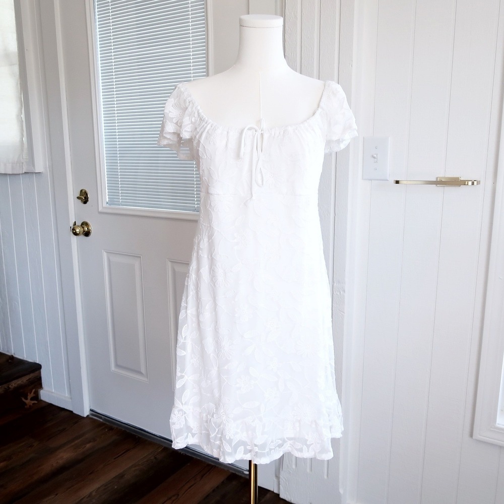 Live to Be Spoiled Womens Dress Size XL White Lace Floral Babydoll Coquette Boho